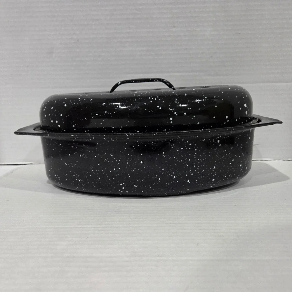 Vintage Black Granite Enamelware Oval Roasting Pan with Lid 12.5x8 Speckled